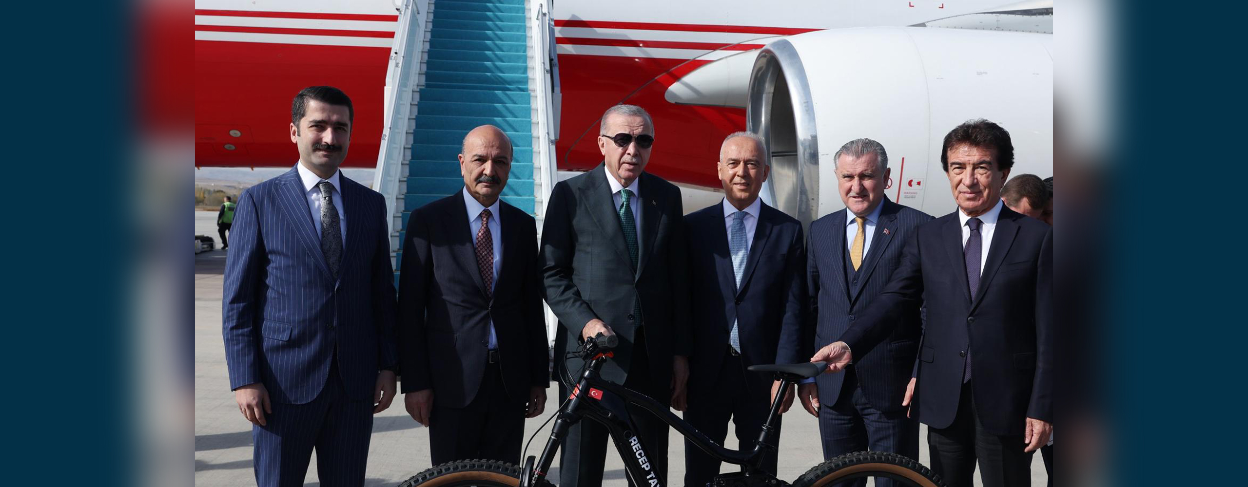 Cumhurbaşkanımız Sayın Recep Tayyip Erdoğan’a Türkiye Bisiklet Federasyonundan Anlamlı Ziyaret